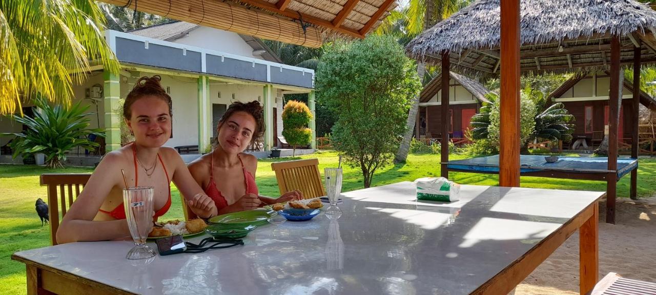 Bungalow Karimunjawa Eksteriør billede