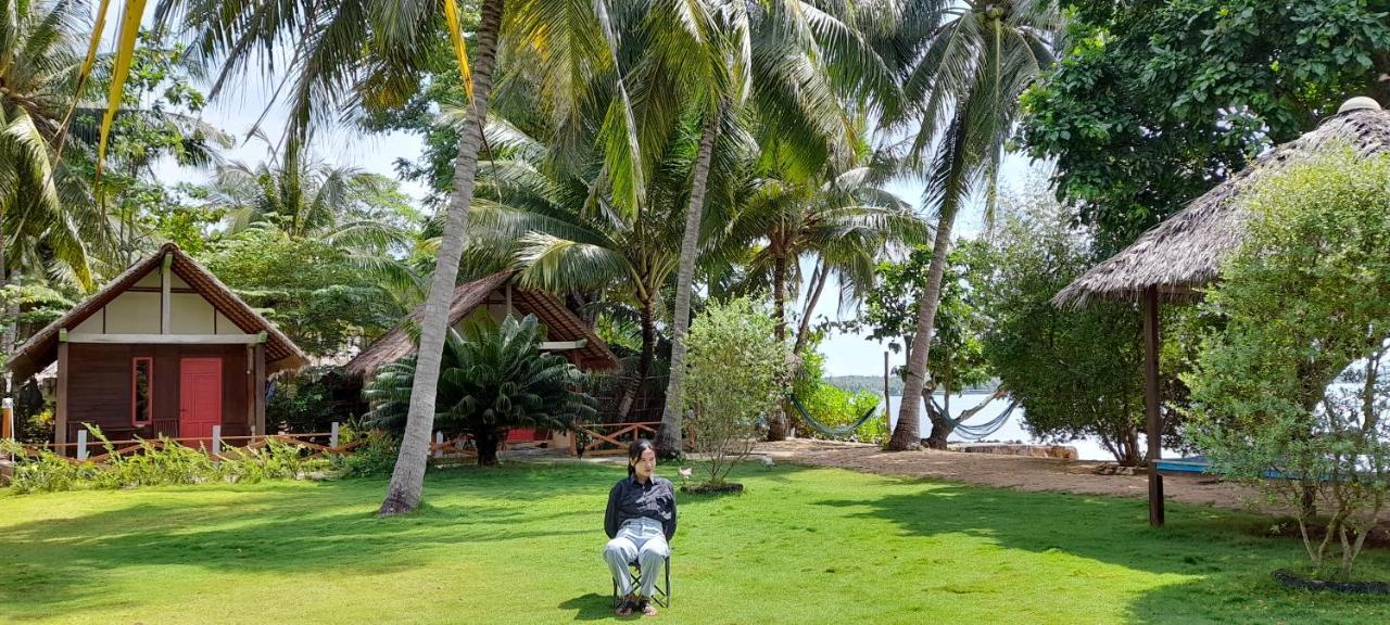 Bungalow Karimunjawa Eksteriør billede